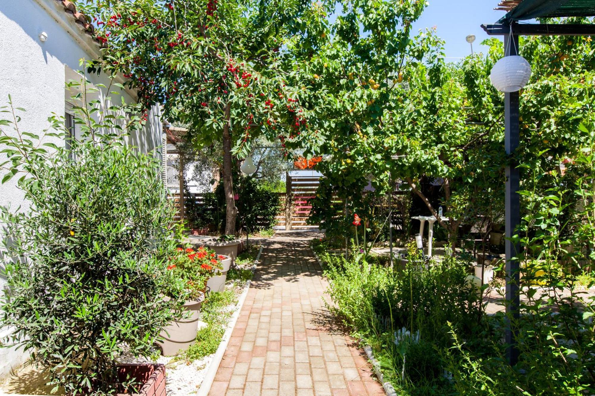 Garden Rooms Fanarion Exterior photo